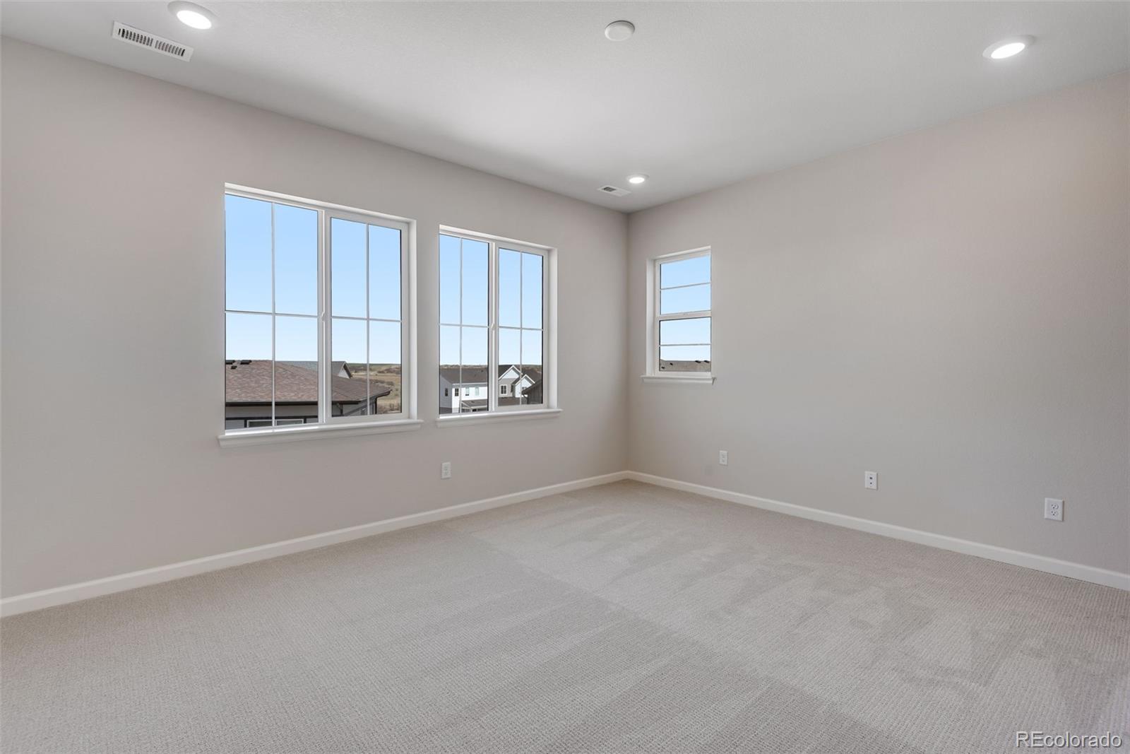 6863 Oak Canyon Circle