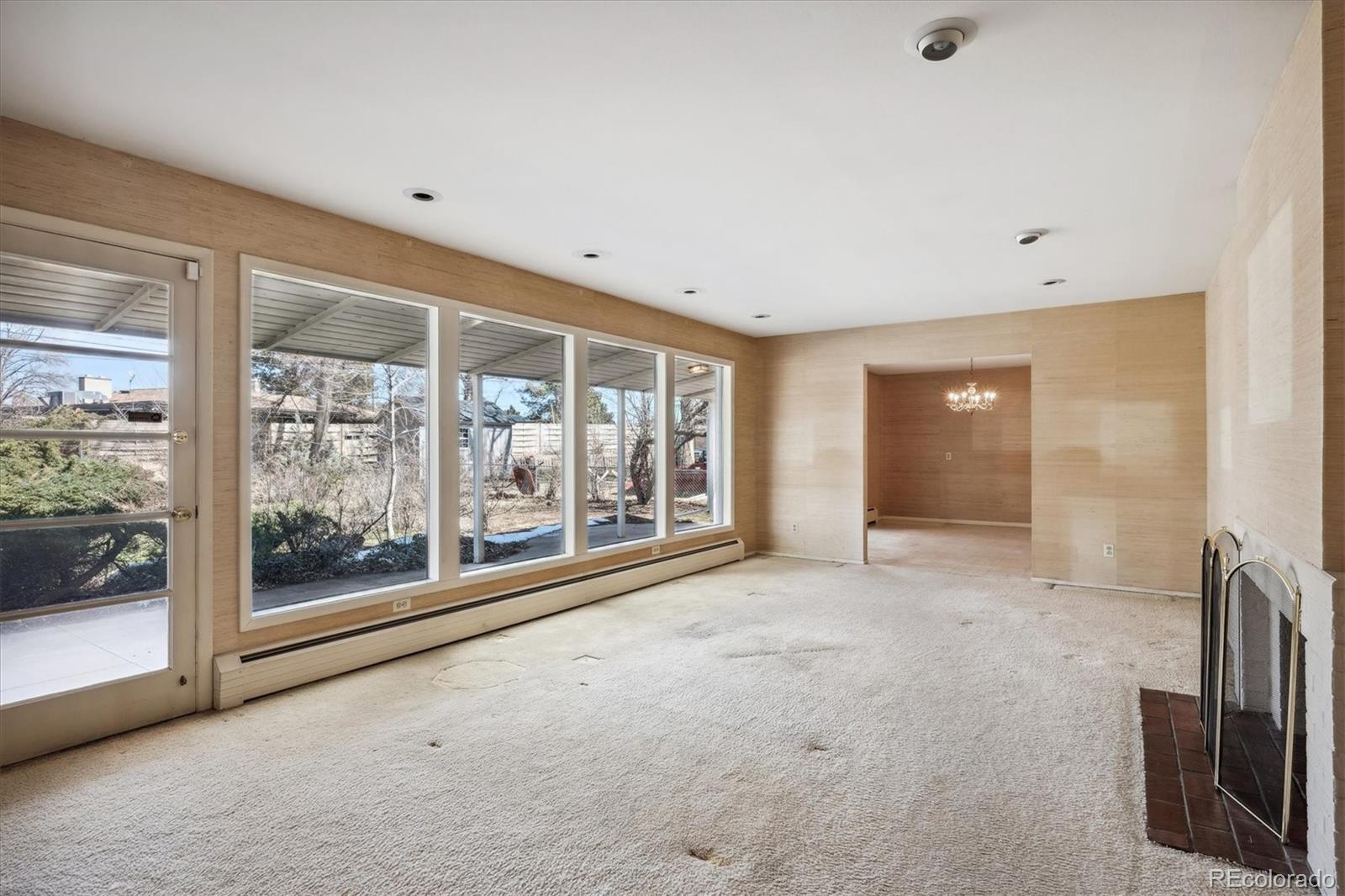 6955 E Exposition Avenue