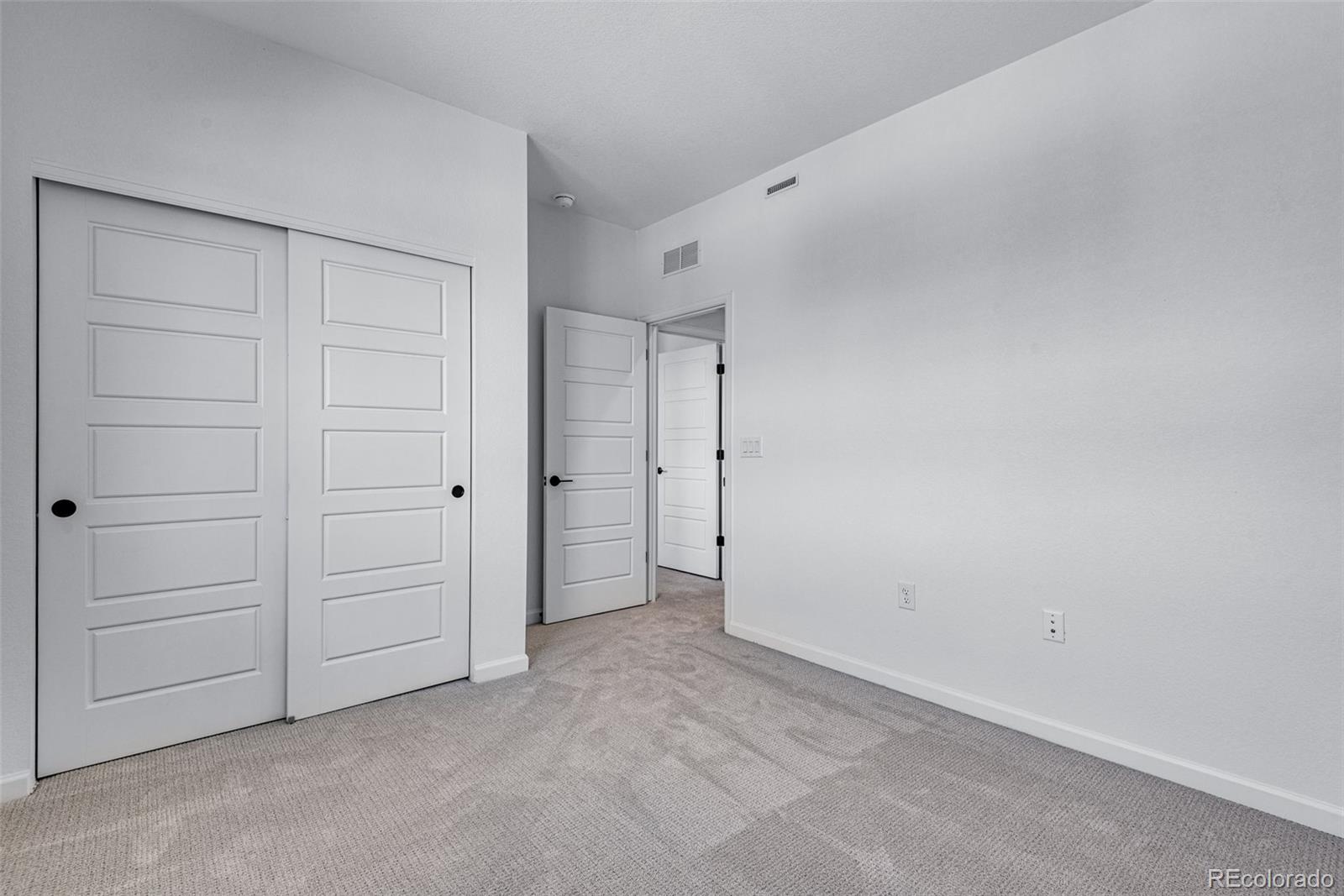 16754 W 93rd Place