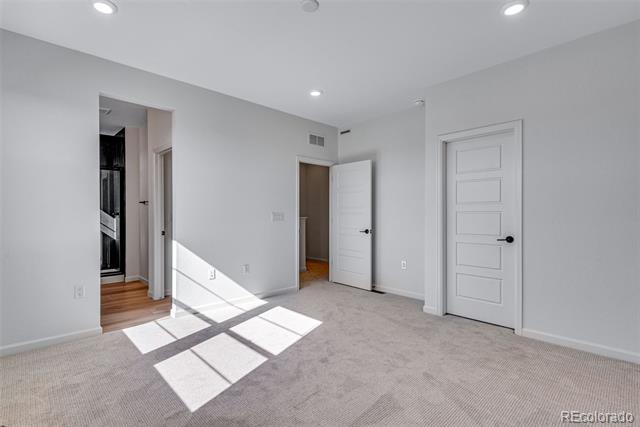 16754 W 93rd Place