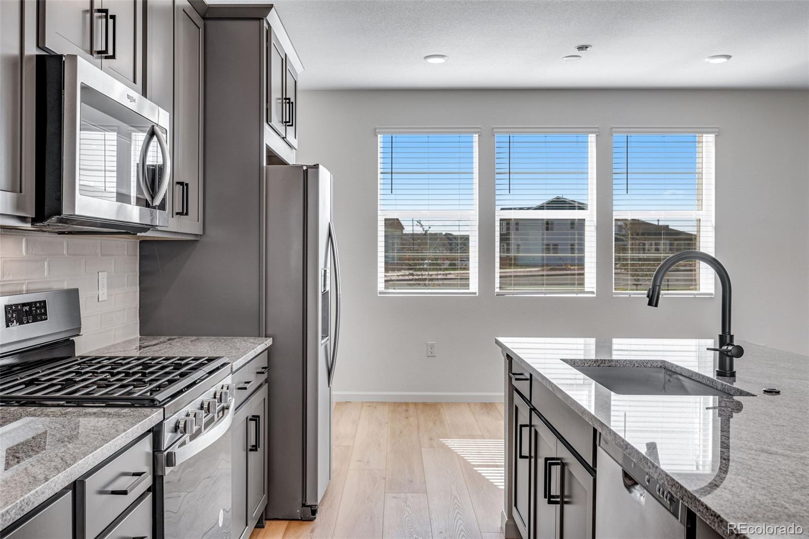 16754 W 93rd Place