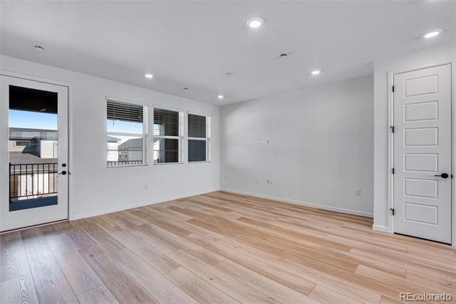 16754 W 93rd Place
