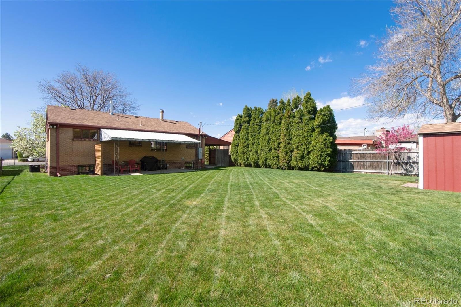 2325 W Ford Place