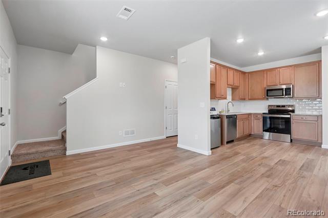 1492 Coral Place
