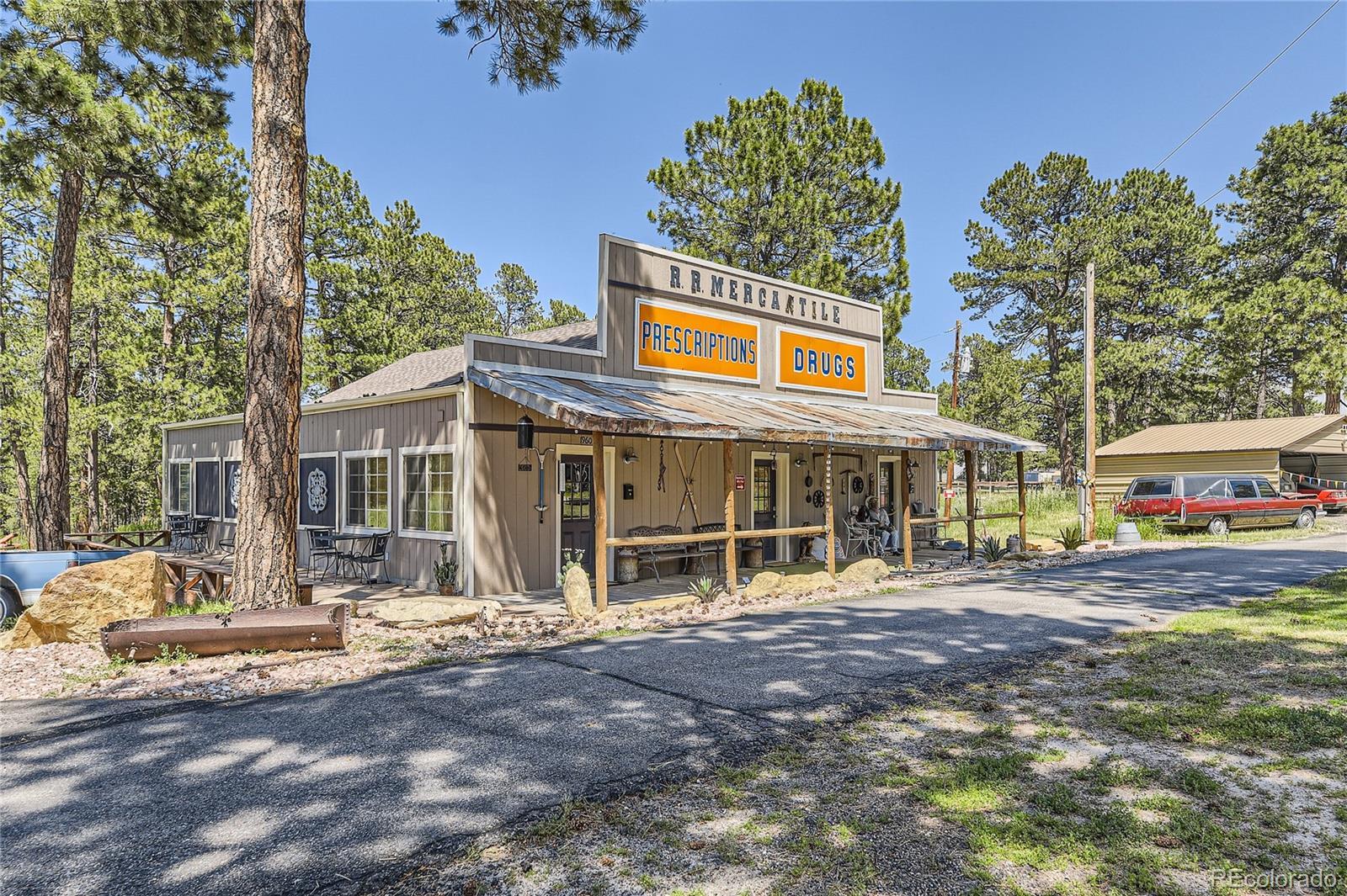 1162 Corkbark Street