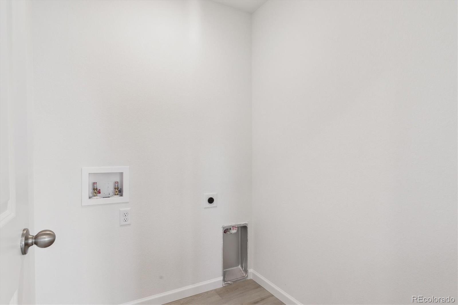 8295 Snake River Street