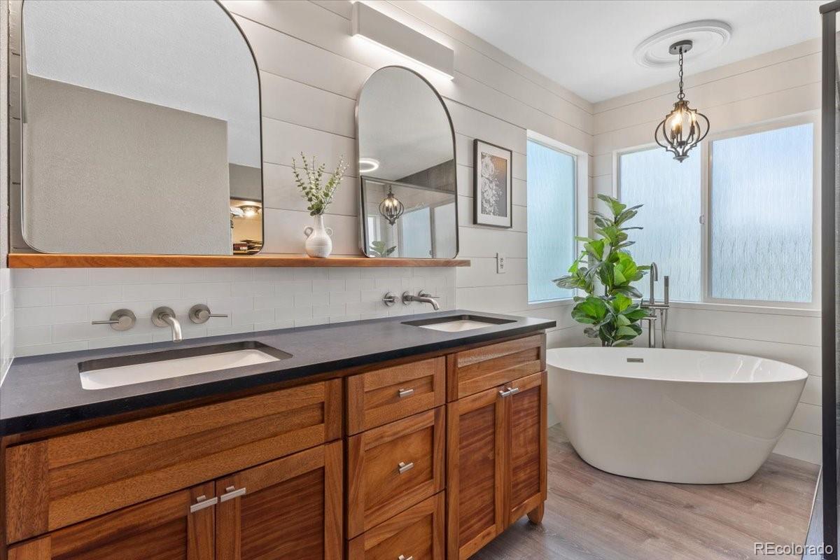 11921 S Black Horn Circle