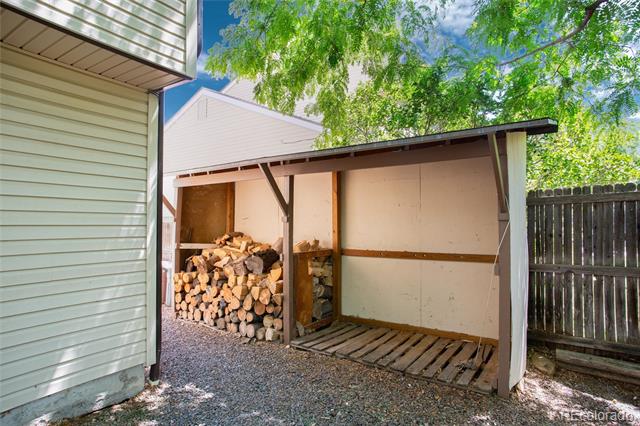 1168 E Kettle Place