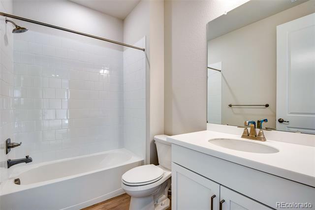 14404 Shasta Daisy Point