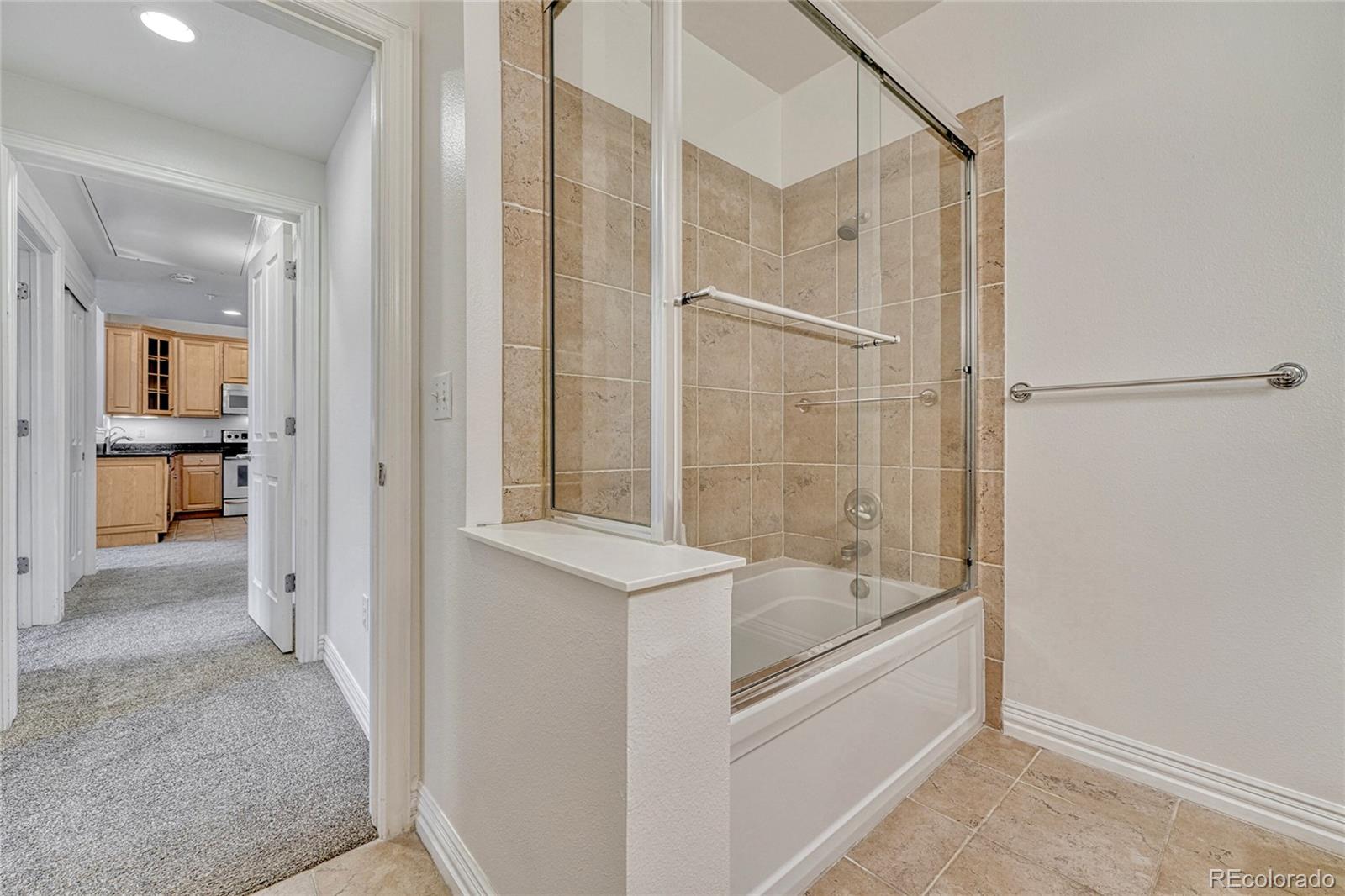 2700 E Cherry Creek South Drive Unit: 214