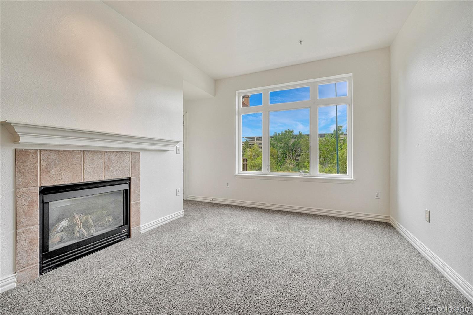 2700 E Cherry Creek South Drive Unit: 214