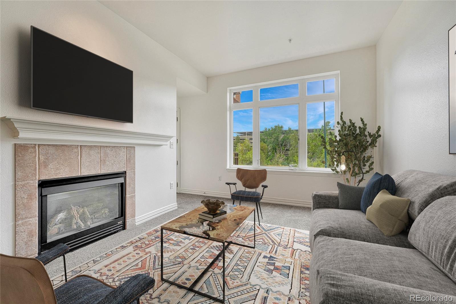 2700 E Cherry Creek South Drive Unit: 214