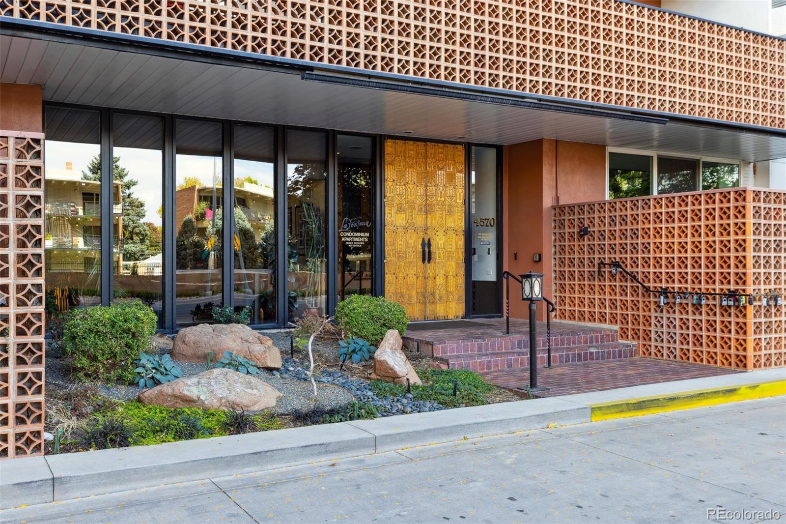 4570 E Yale Avenue Unit: 706