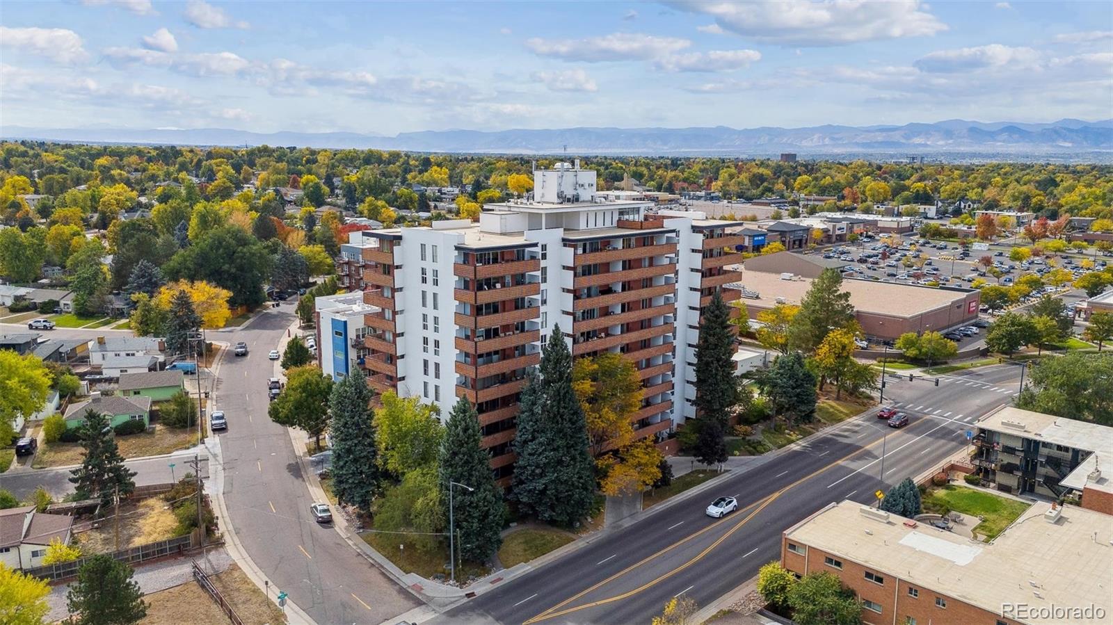4570 E Yale Avenue Unit: 706
