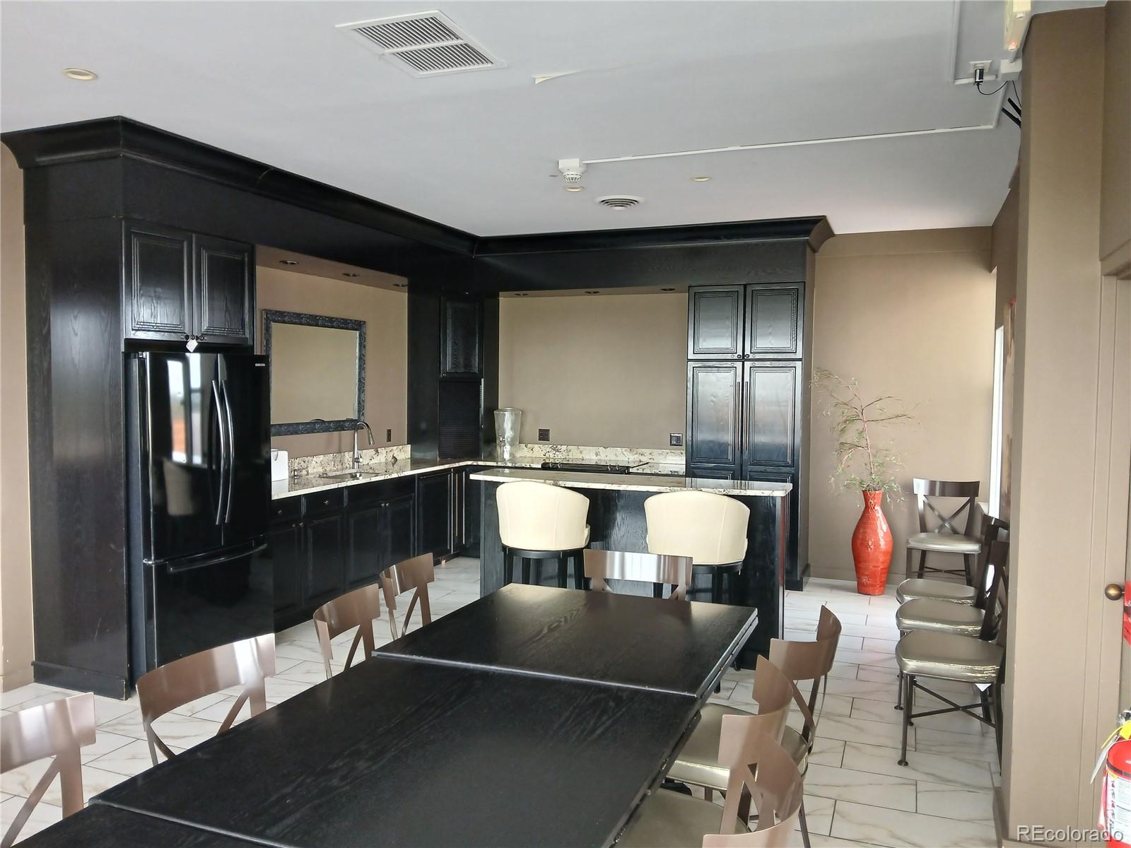 4570 E Yale Avenue Unit: 706