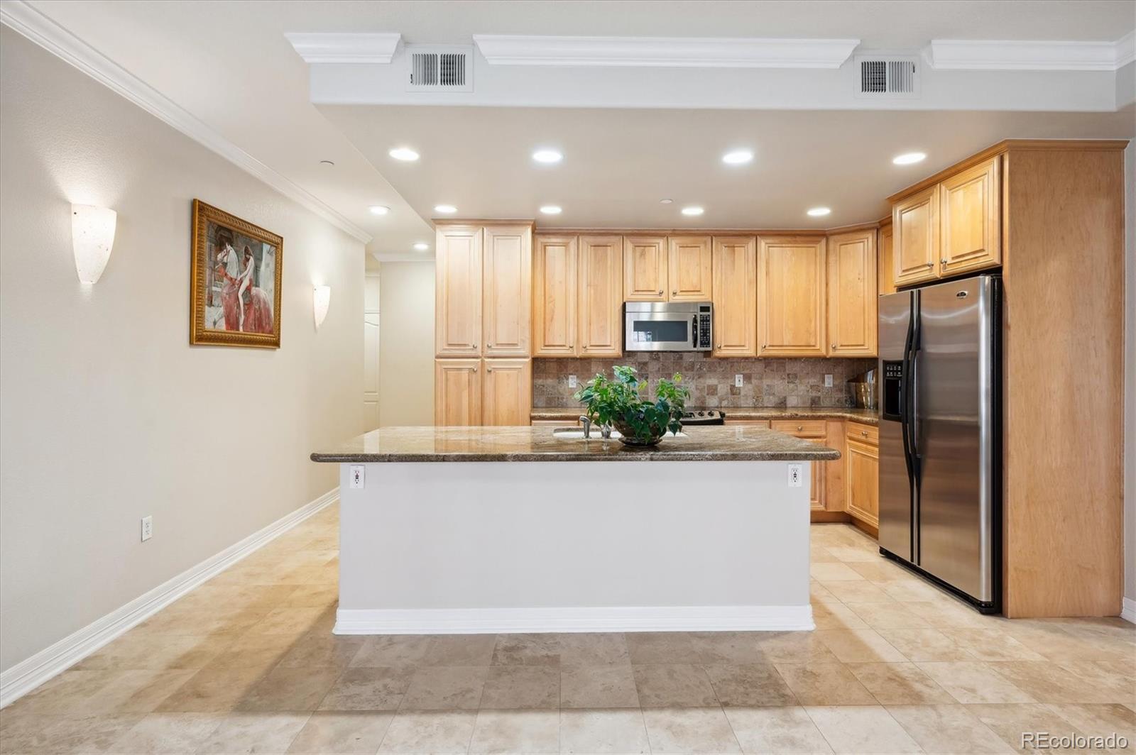 40 S Madison Street Unit: 102