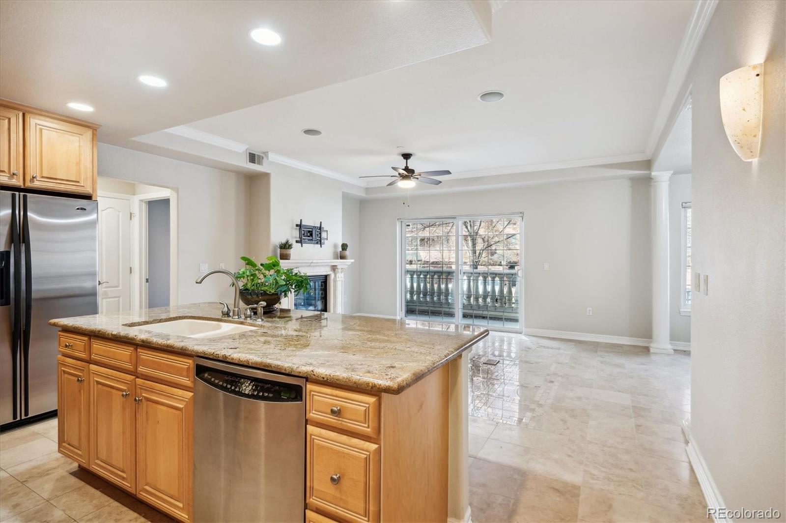 40 S Madison Street Unit: 102