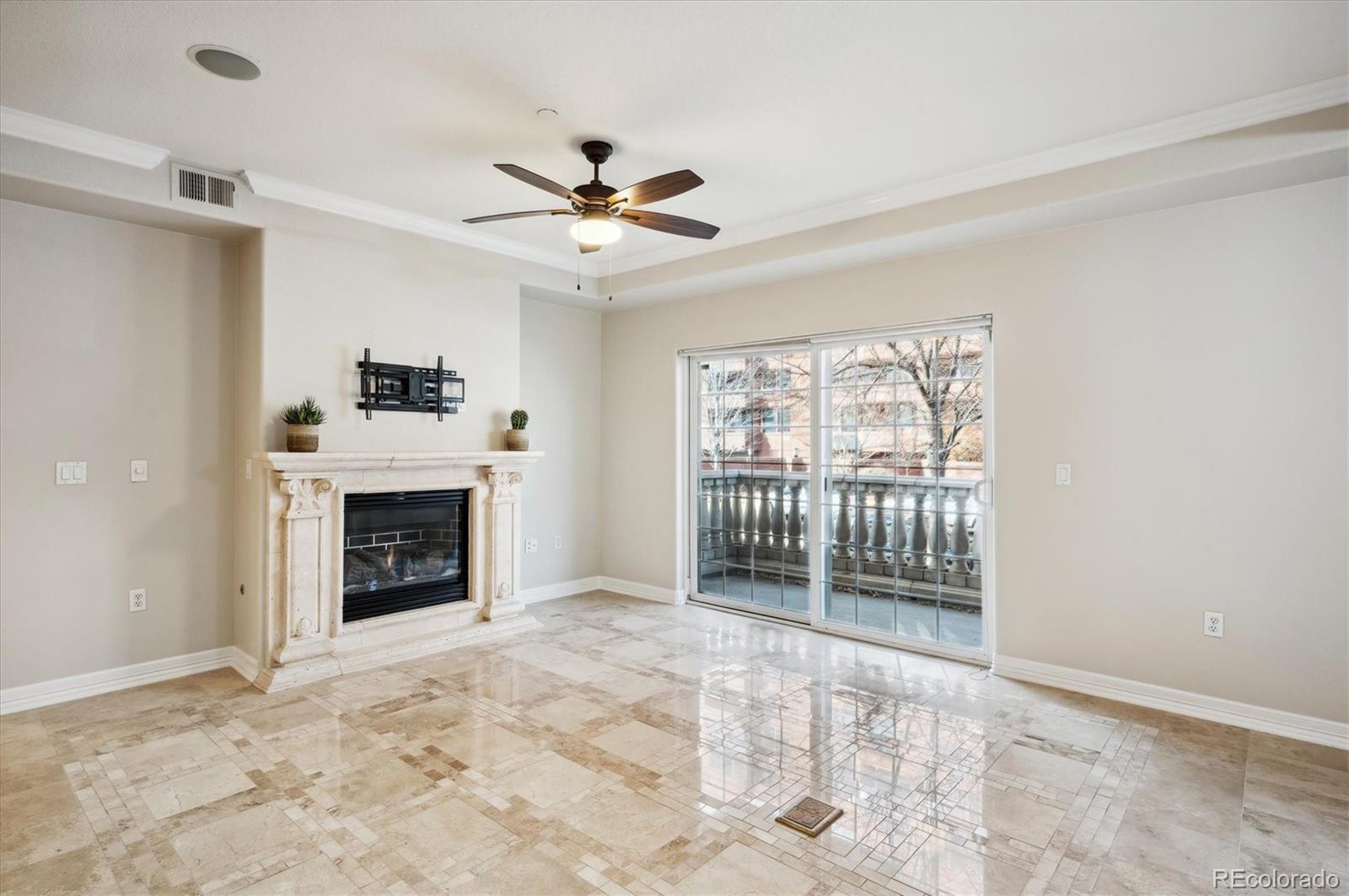 40 S Madison Street Unit: 102