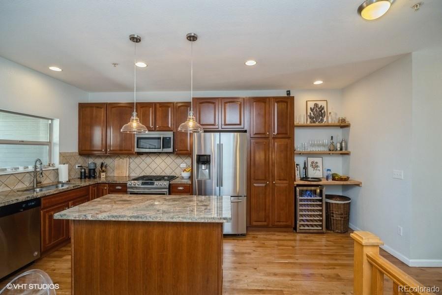 6927 W Virginia Place