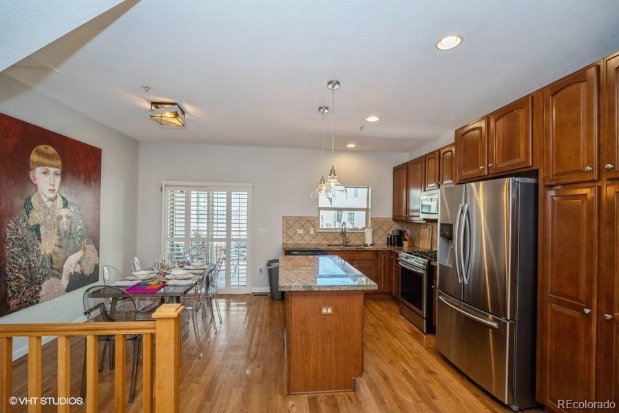 6927 W Virginia Place