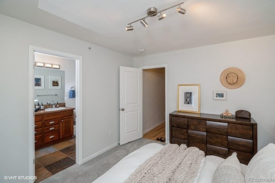 6927 W Virginia Place