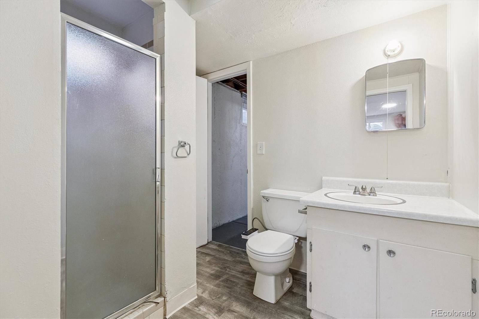 7255 E Louisiana Avenue