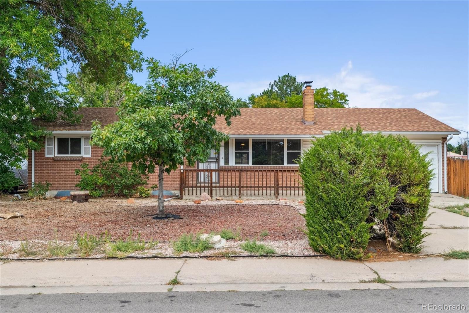 7255 E Louisiana Avenue