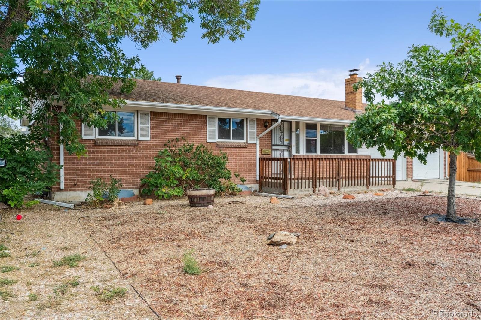 7255 E Louisiana Avenue