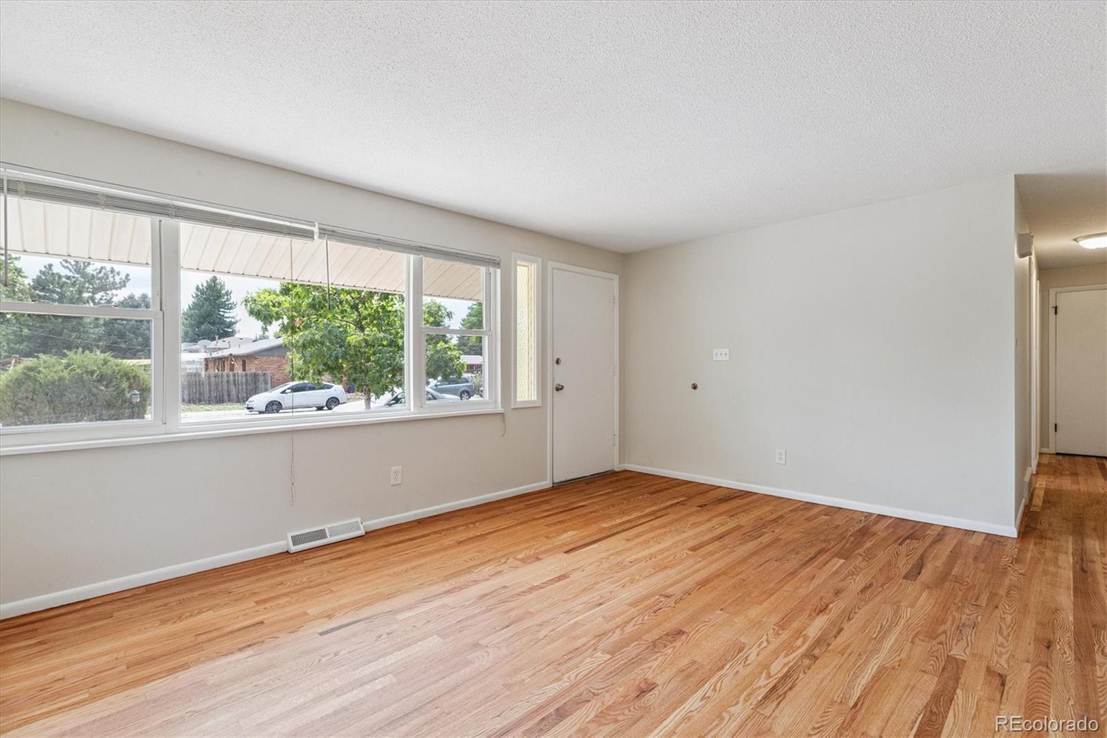 7255 E Louisiana Avenue