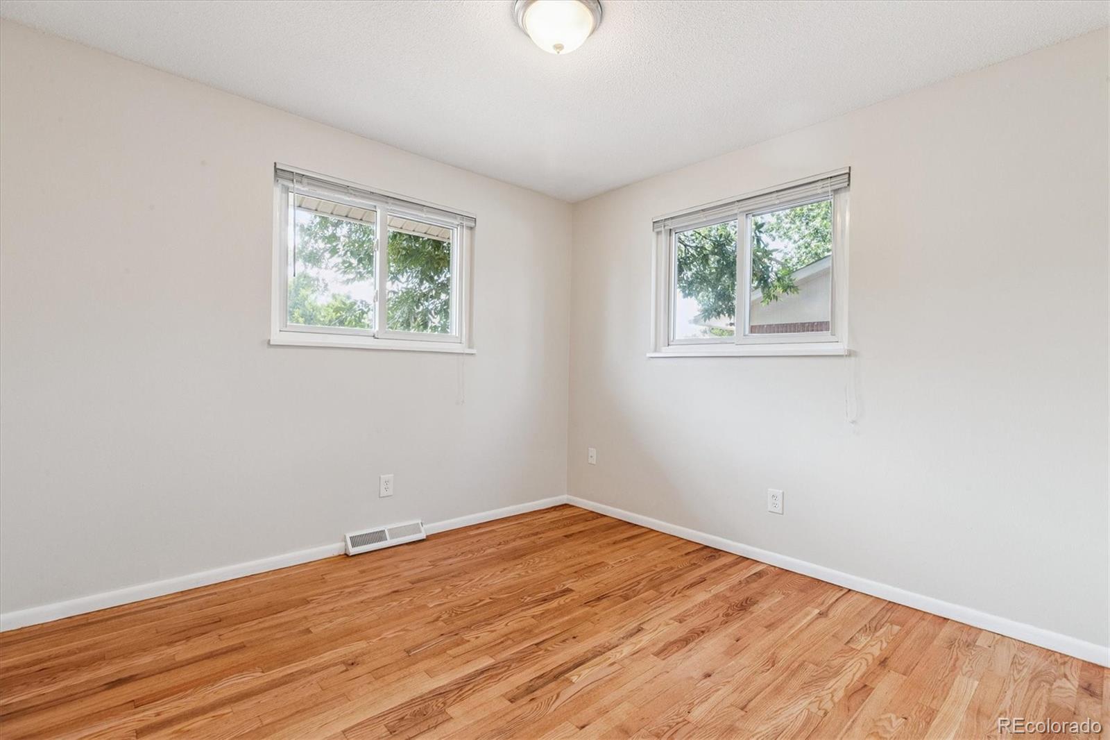 7255 E Louisiana Avenue