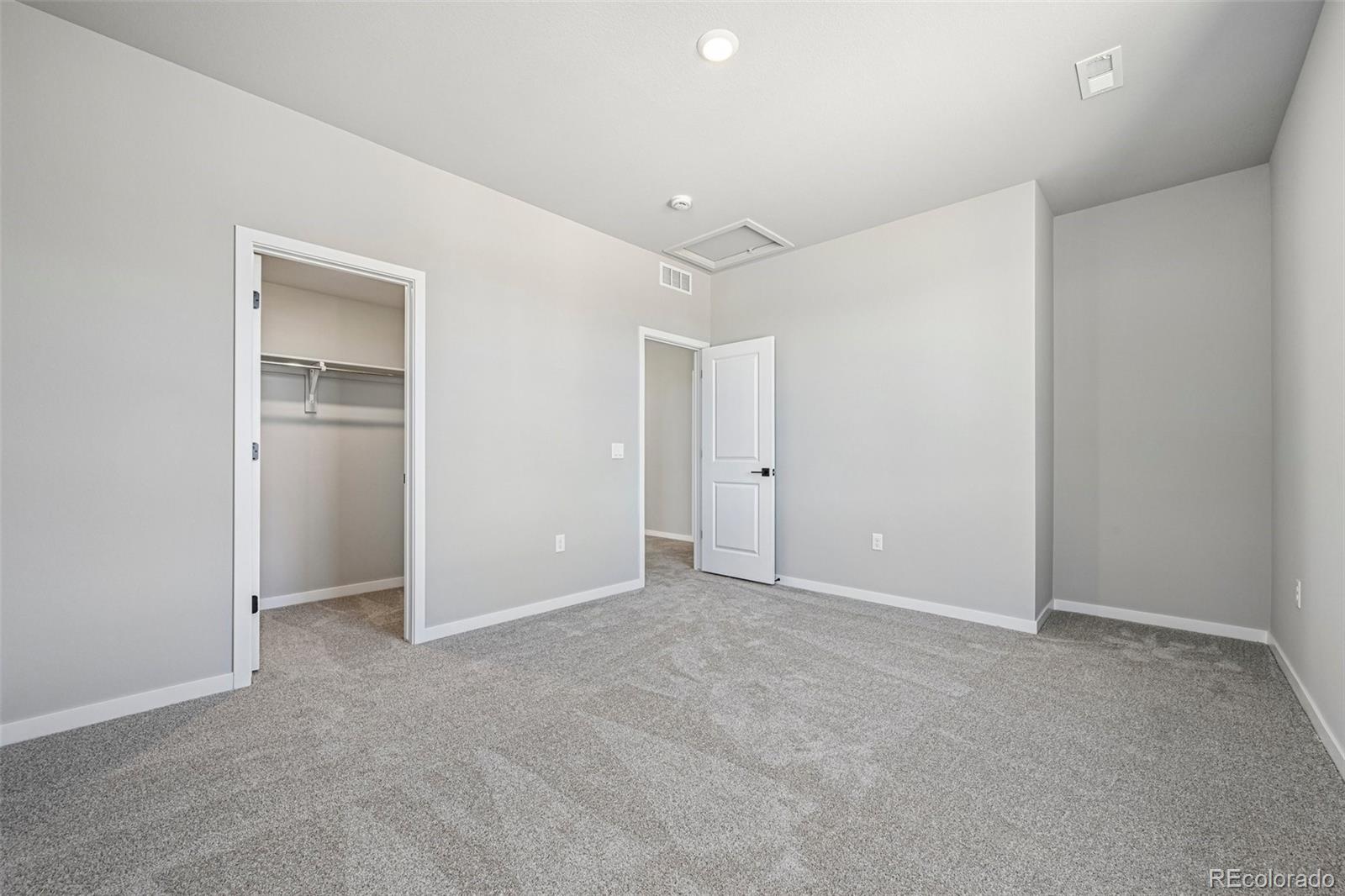 13795 Daffodil Way