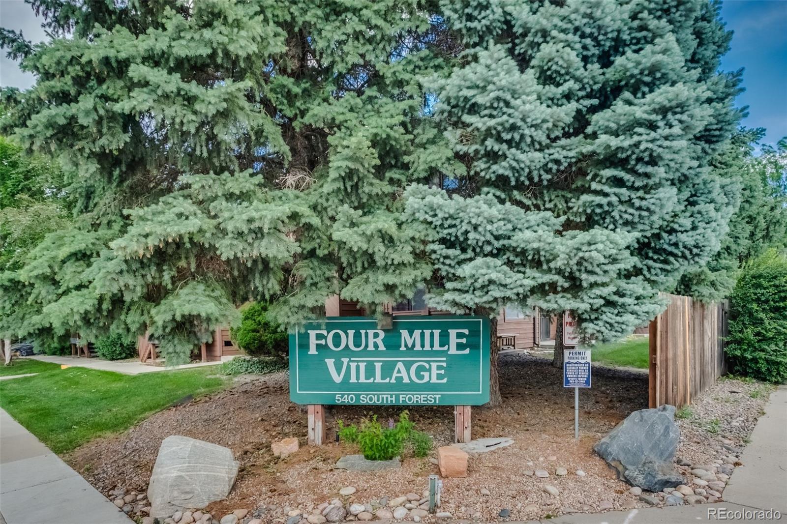 540 S Forest Street Unit: 4-202