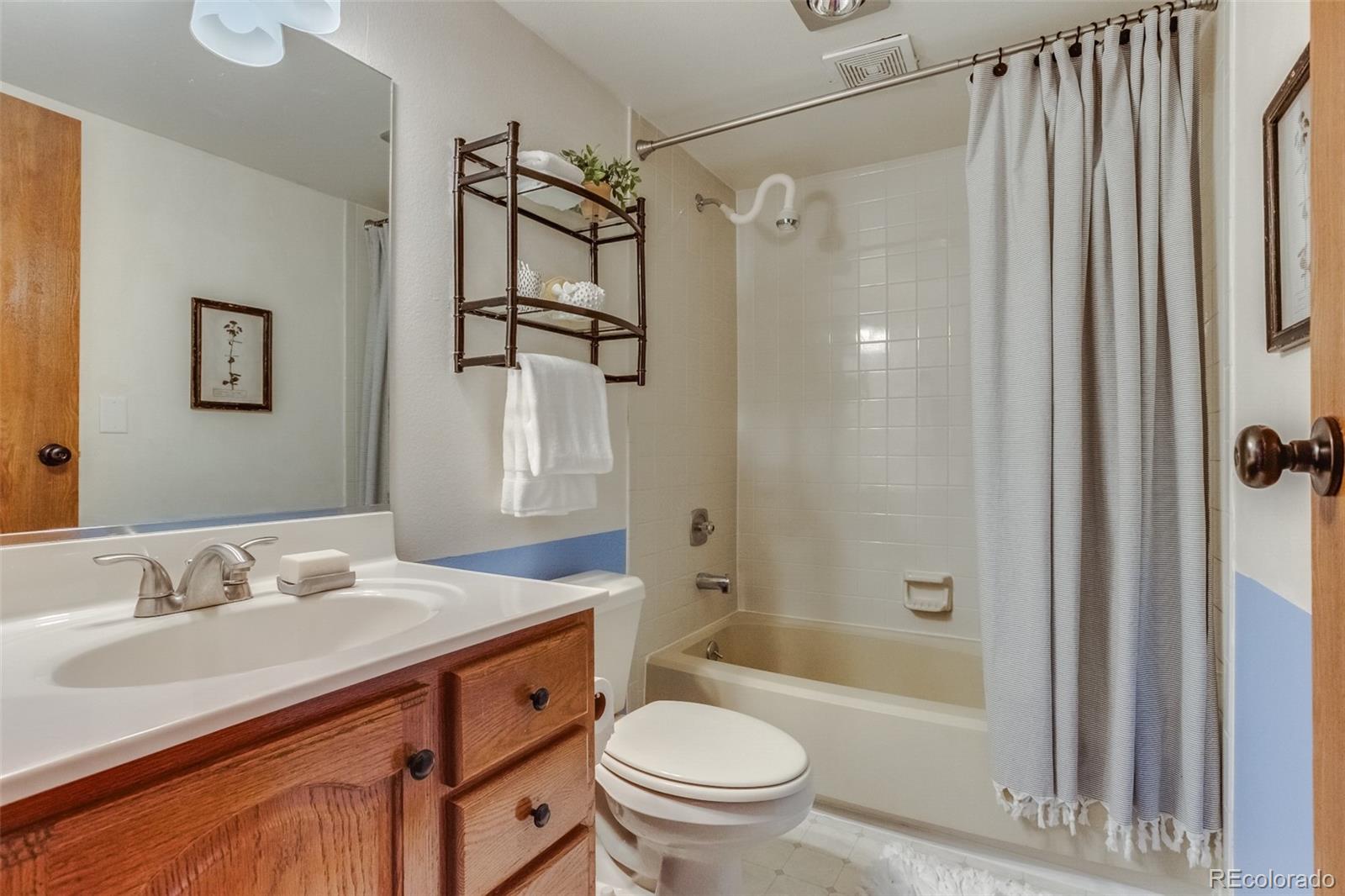540 S Forest Street Unit: 4-202