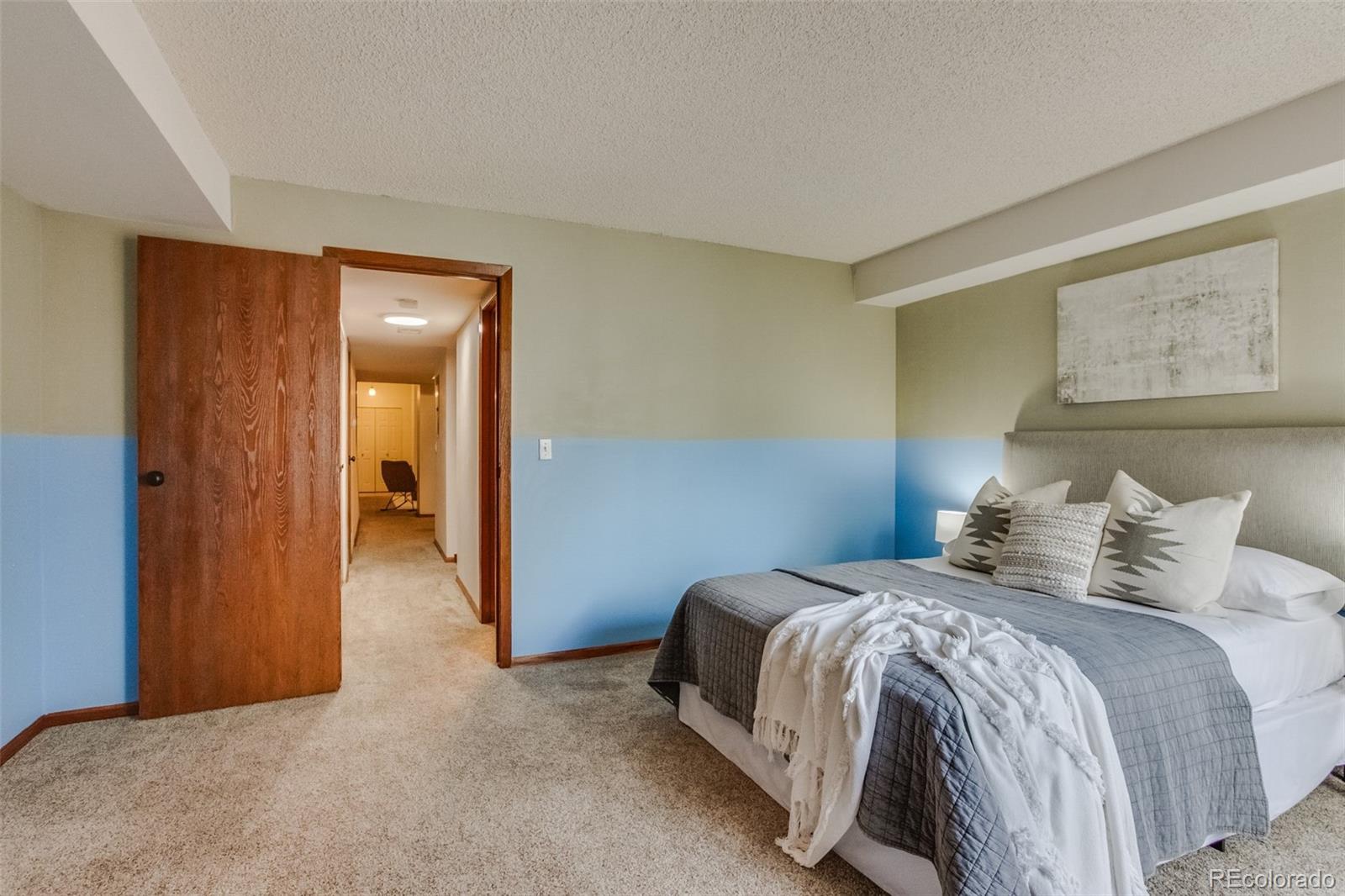 540 S Forest Street Unit: 4-202