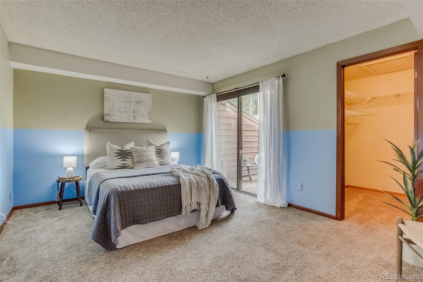 540 S Forest Street Unit: 4-202