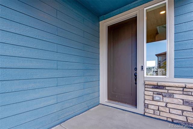6882 Oak Canyon Circle
