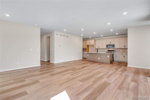 6882 Oak Canyon Circle