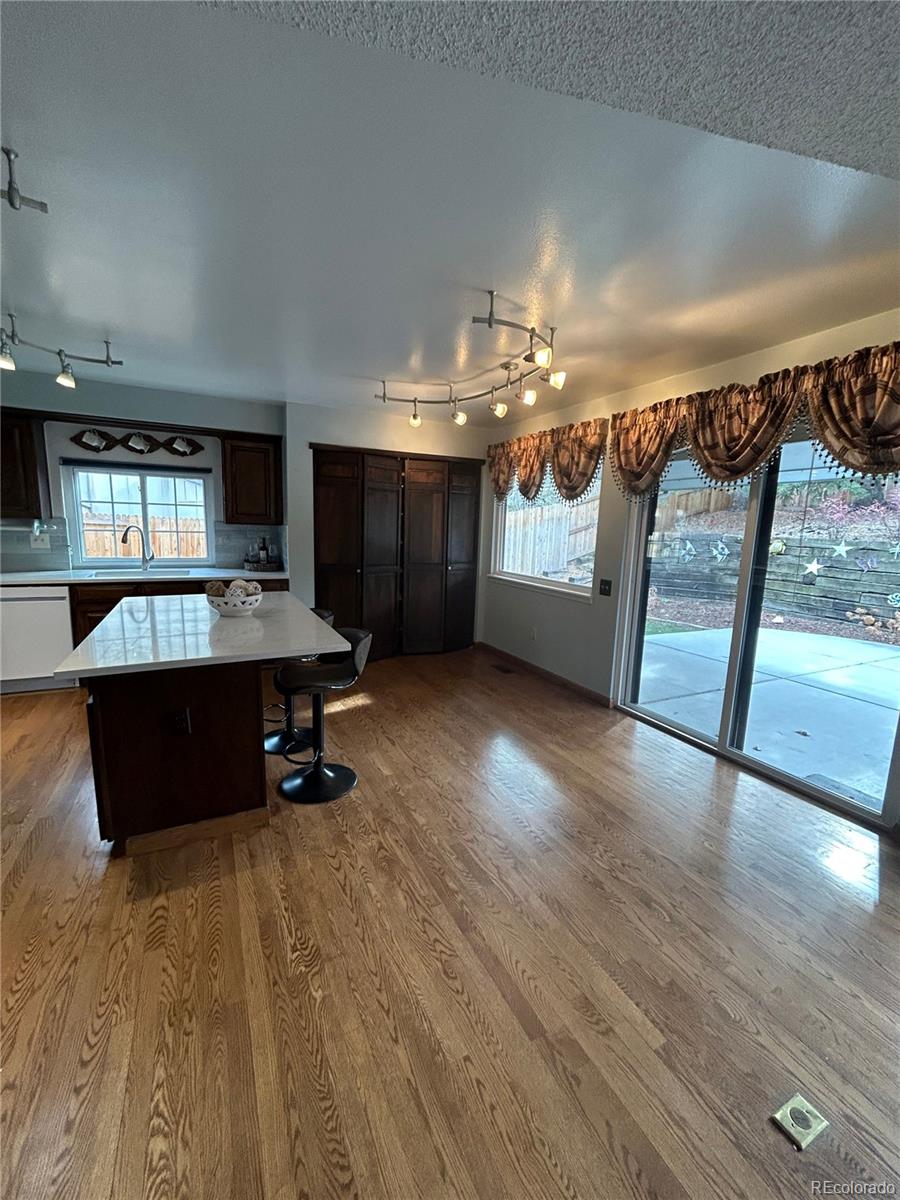8002 Field Court