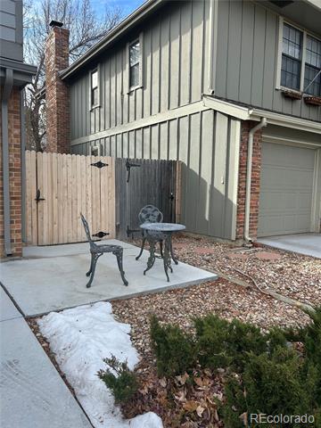 8002 Field Court