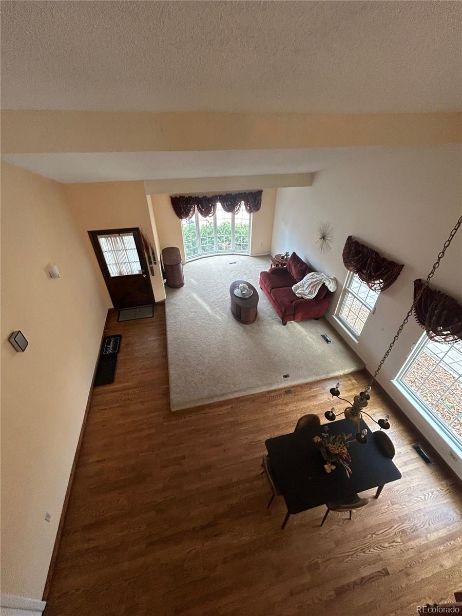 8002 Field Court