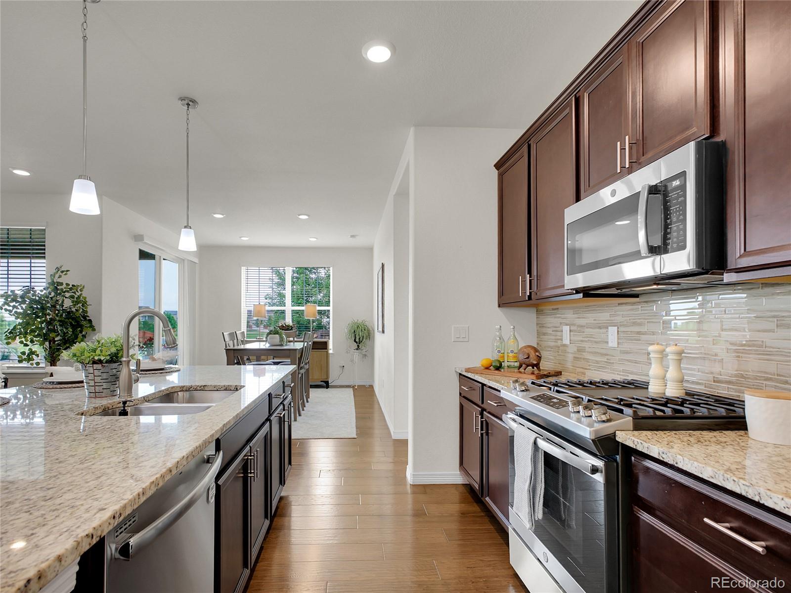 14861 Chicago Street