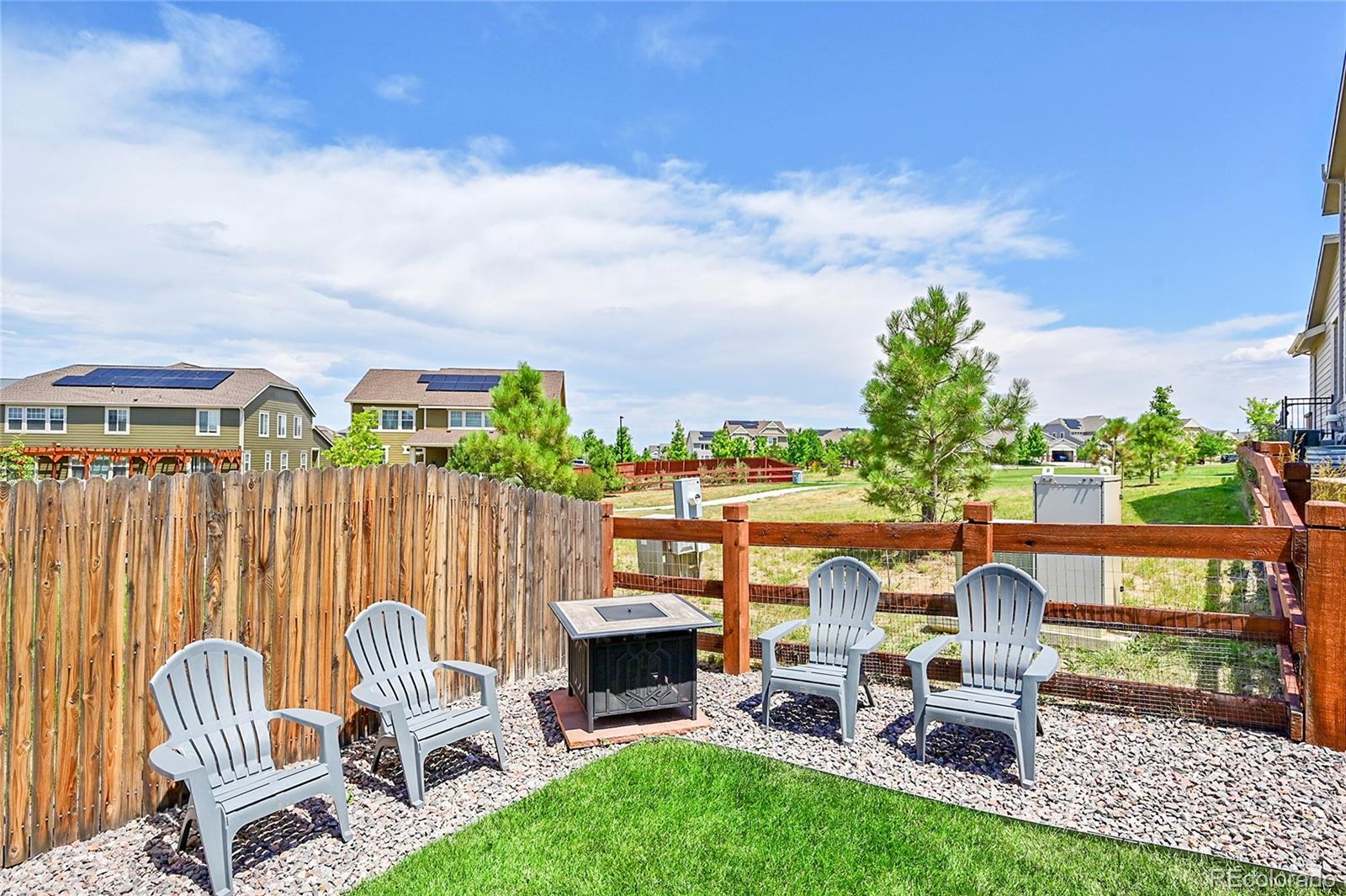 14861 Chicago Street