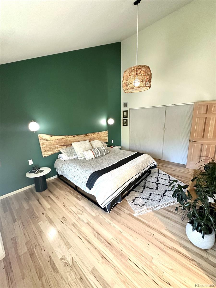 23666 Pondview Place Unit: H