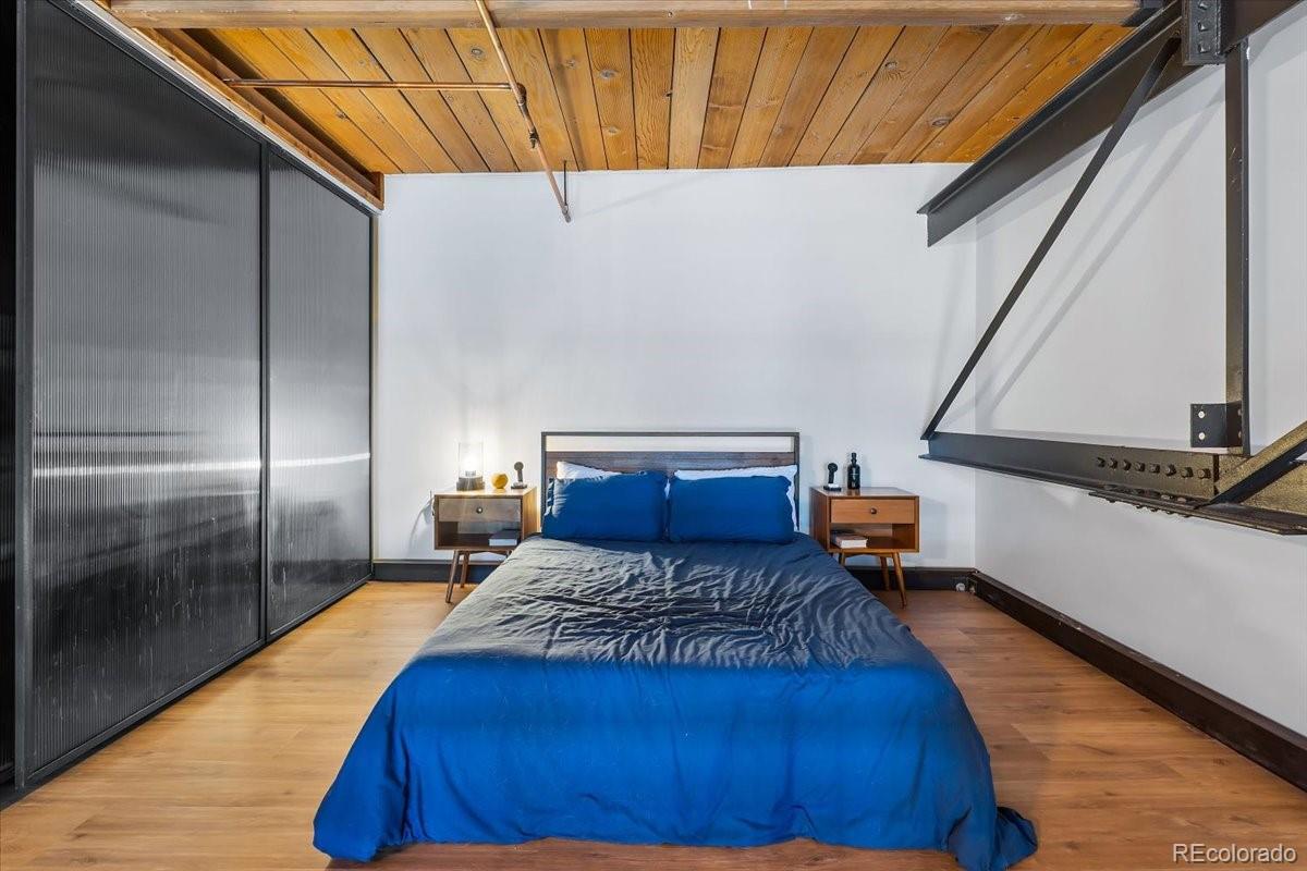 1111 Osage Street Unit: 11