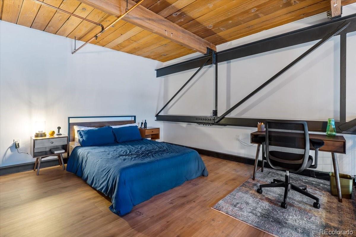 1111 Osage Street Unit: 11