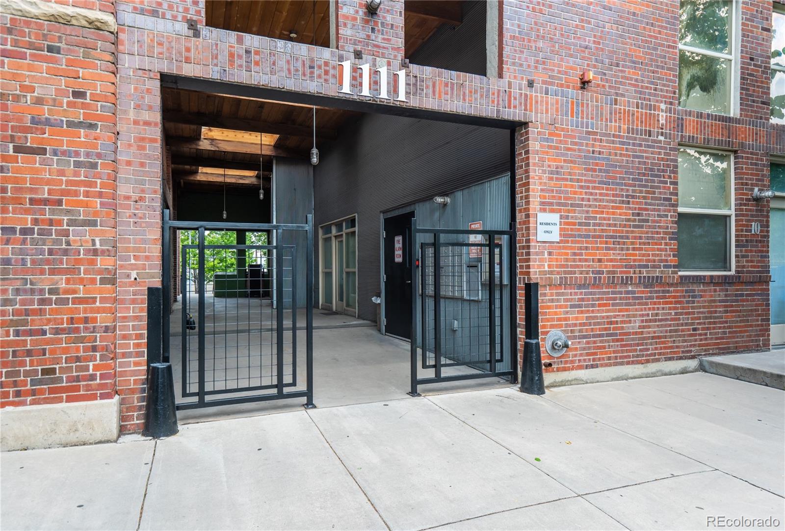 1111 Osage Street Unit: 11
