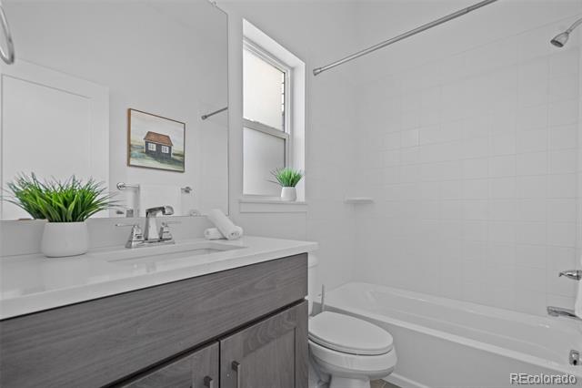 8711 E Hampden Avenue Unit: 6