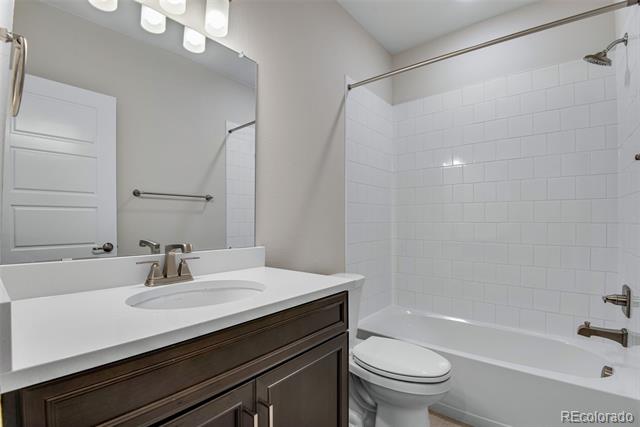 6881 Oak Canyon Circle