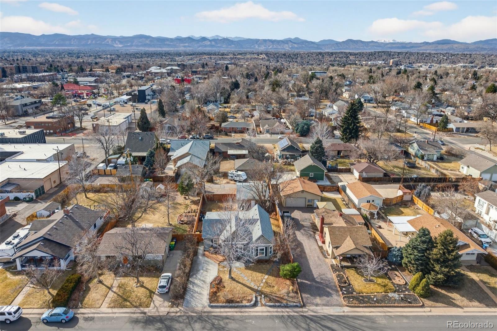 5641 S Hickory Street