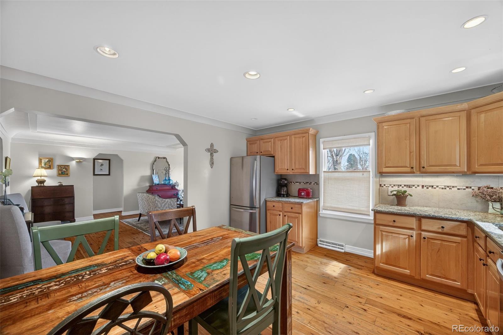 5641 S Hickory Street